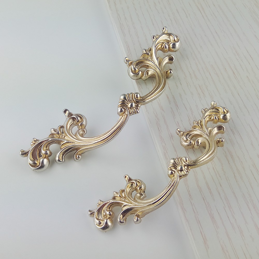 Furniture Hardware Drawer Pulls - アンティークシルバークラシック家具ハードウェアハンドルキッチンキャビネット引き戸引き出しワードローブ食器棚ドレッサーハンドルプルノブ