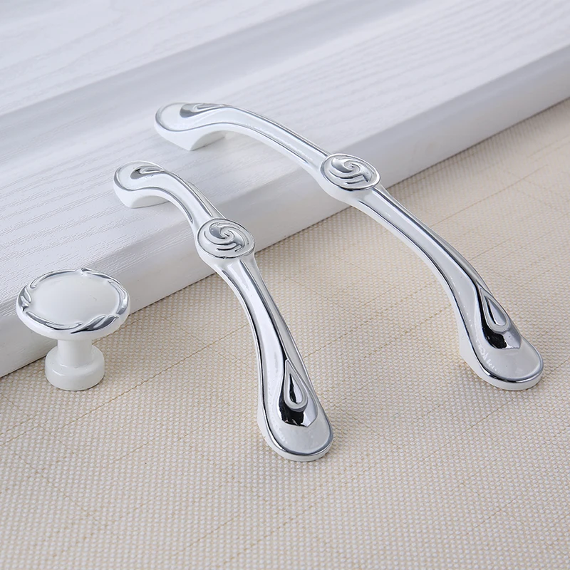 Furniture Hardware Items - YM キッチンキャビネット収納 ホワイト ドロワーハンドル 壁掛け 96mm