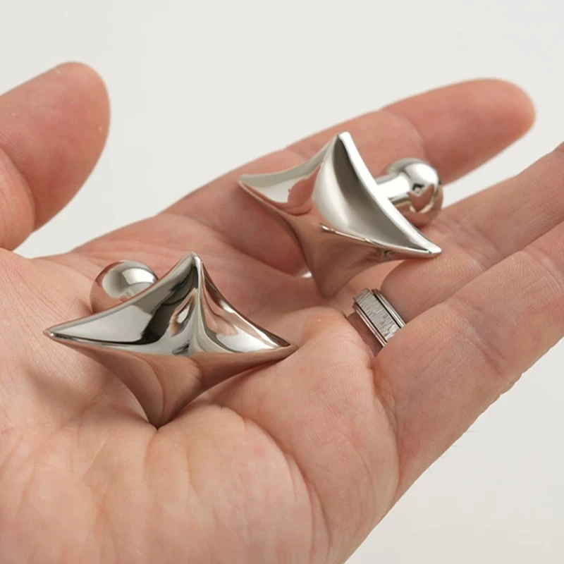 クリエイティブなアンティークワードローブプル、ユニークなキッ - Unique Furniture Hardware Pulls のレビューと価格