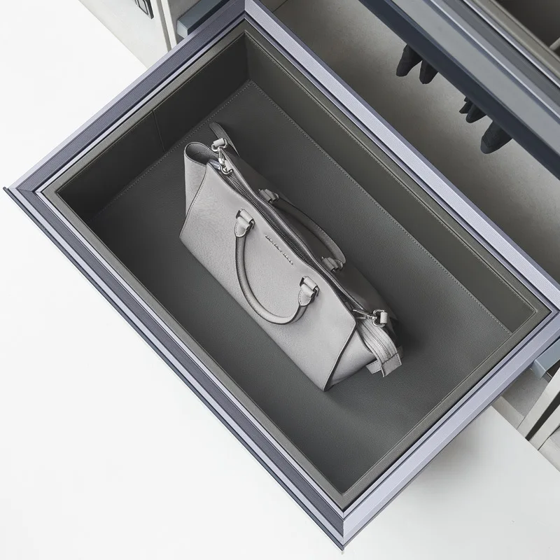 ワードローブ金具プルバスケット＆ズボンラック＆レザー製ジュエ - Furniture Hardware Items のレビューと価格