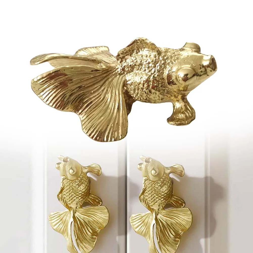 頑丈な真ちゅう製の金魚のノブ,キャビネット引き出しのノブ,ユ - Unique Furniture Hardware Pulls のレビューと価格